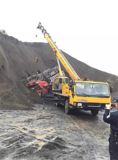 临澧上犹道路救援